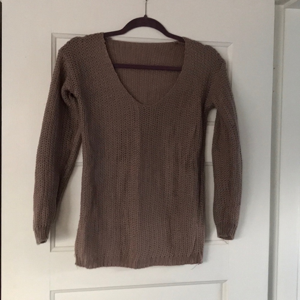 Mauve crochet sweater. Small
